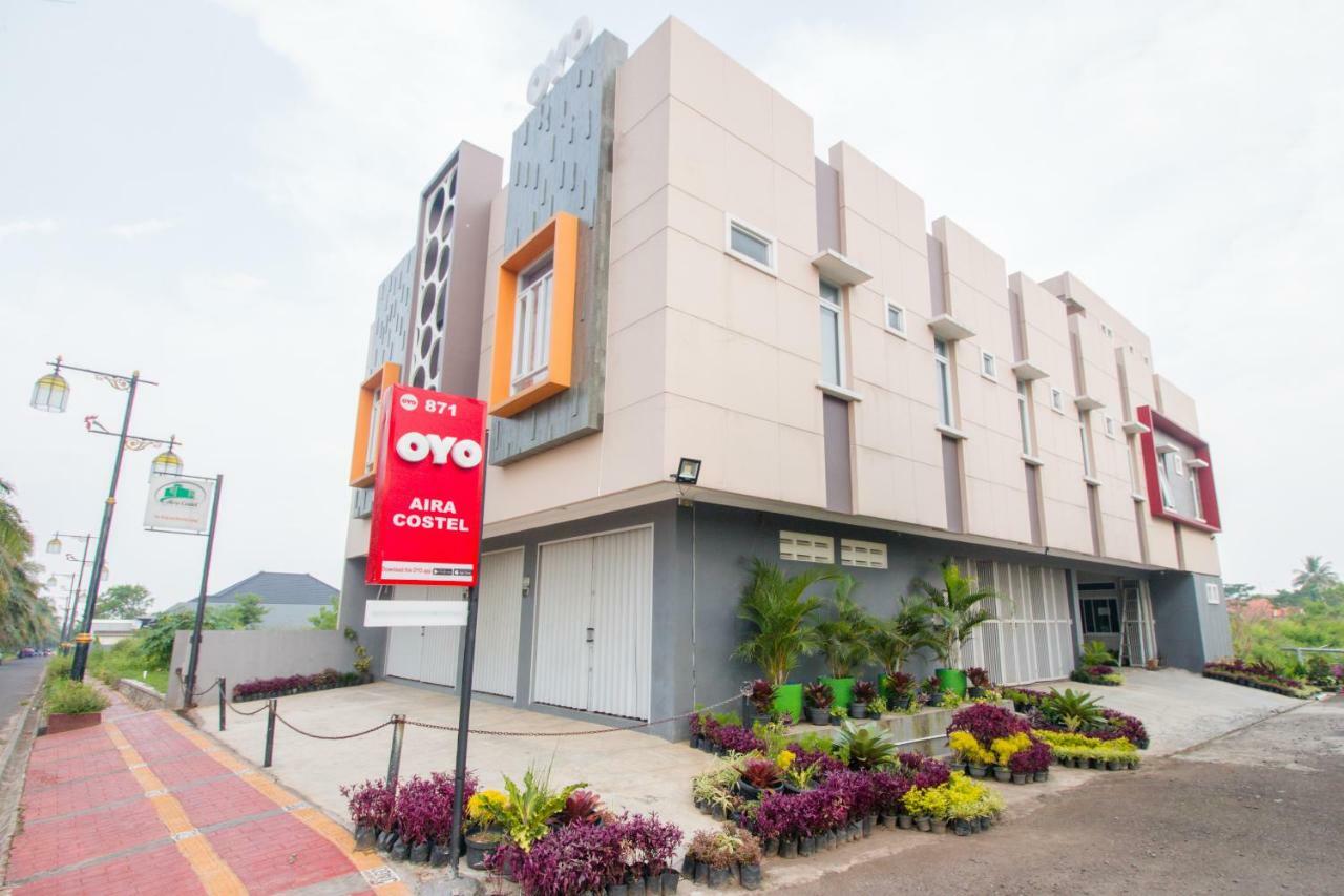 Oyo 871 Aira Costel Hotell Cianjur Exteriör bild